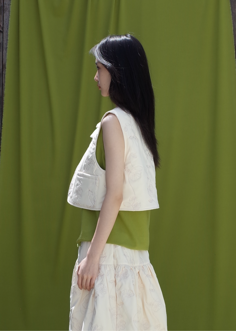 EMBROIDERY-QUILTED COTTON VEST(IVORY)