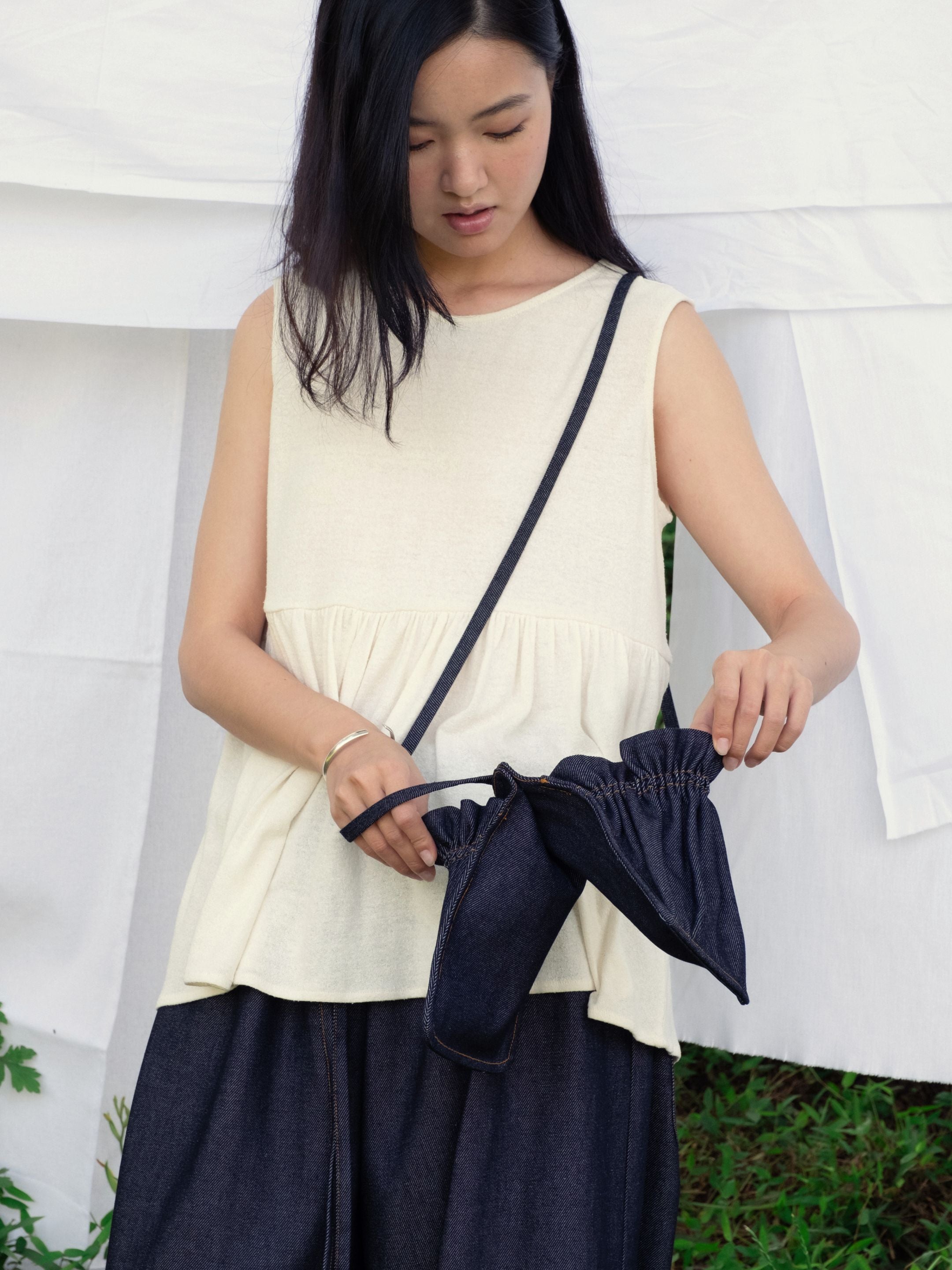accordion square ennui bag／glay denim Denim Accordion Pouch - Cotton&Tencel – ZiqiiiiiArtworkStudio