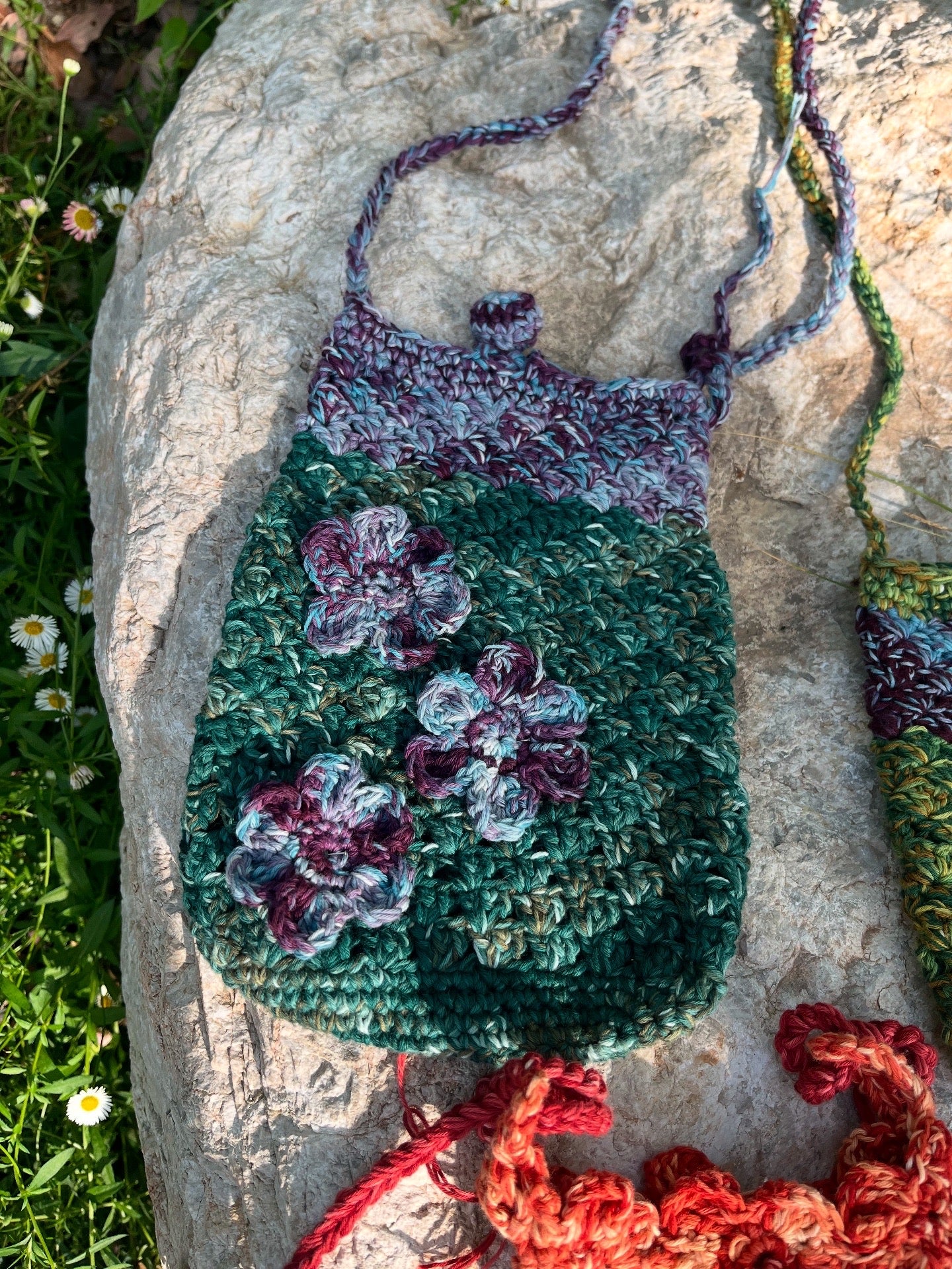 SOFT HAZE POUCH-VIOLET PURPLE | BOTANICAL-DYED HAND-KNITTED